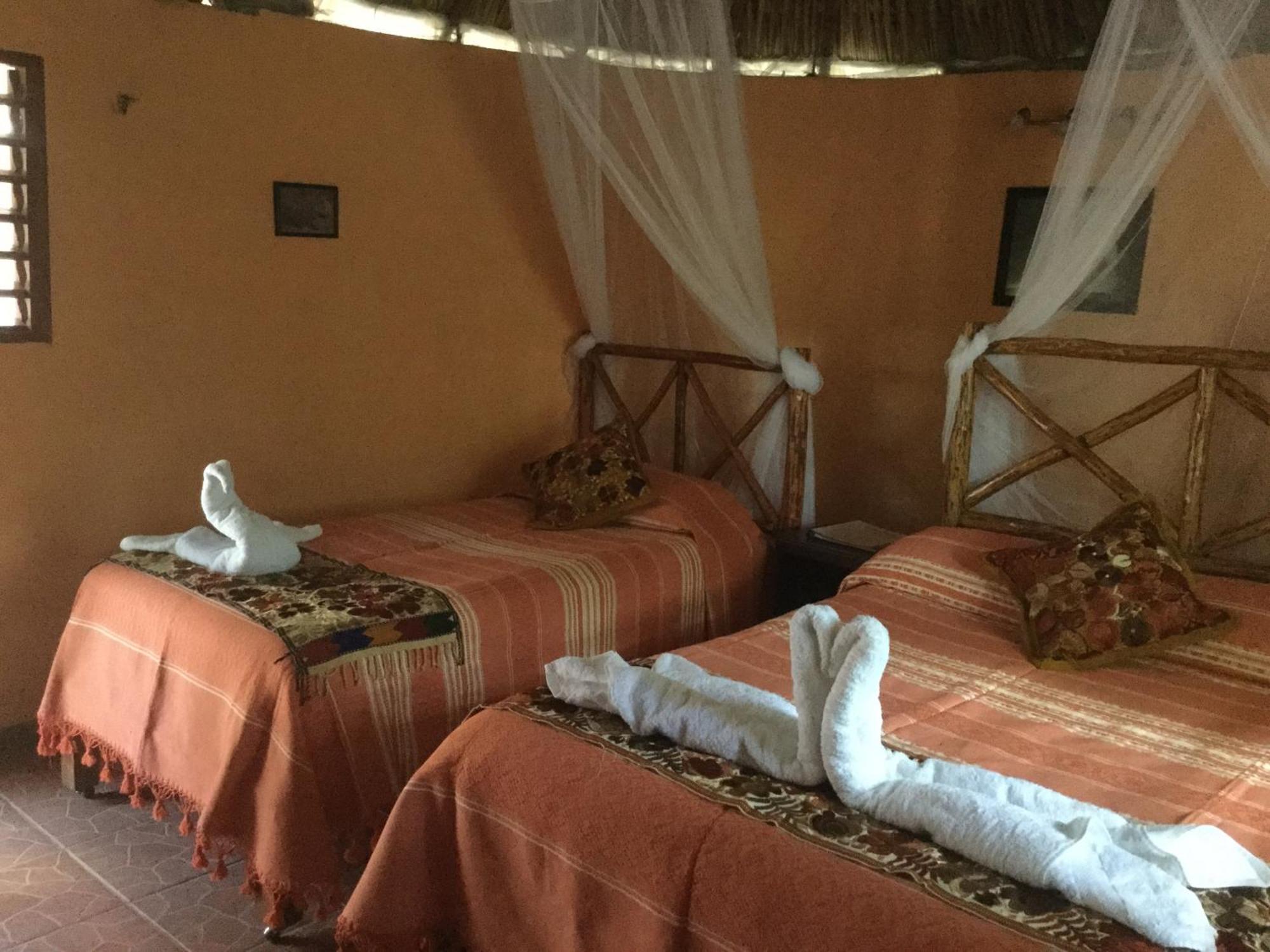 The Pickled Onion B&B And Restaurant Uxmal Santa Elena Kamer foto