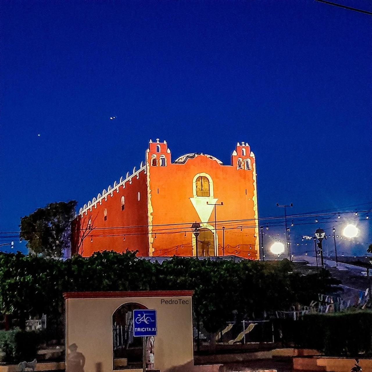 The Pickled Onion B&B And Restaurant Uxmal Santa Elena Buitenkant foto