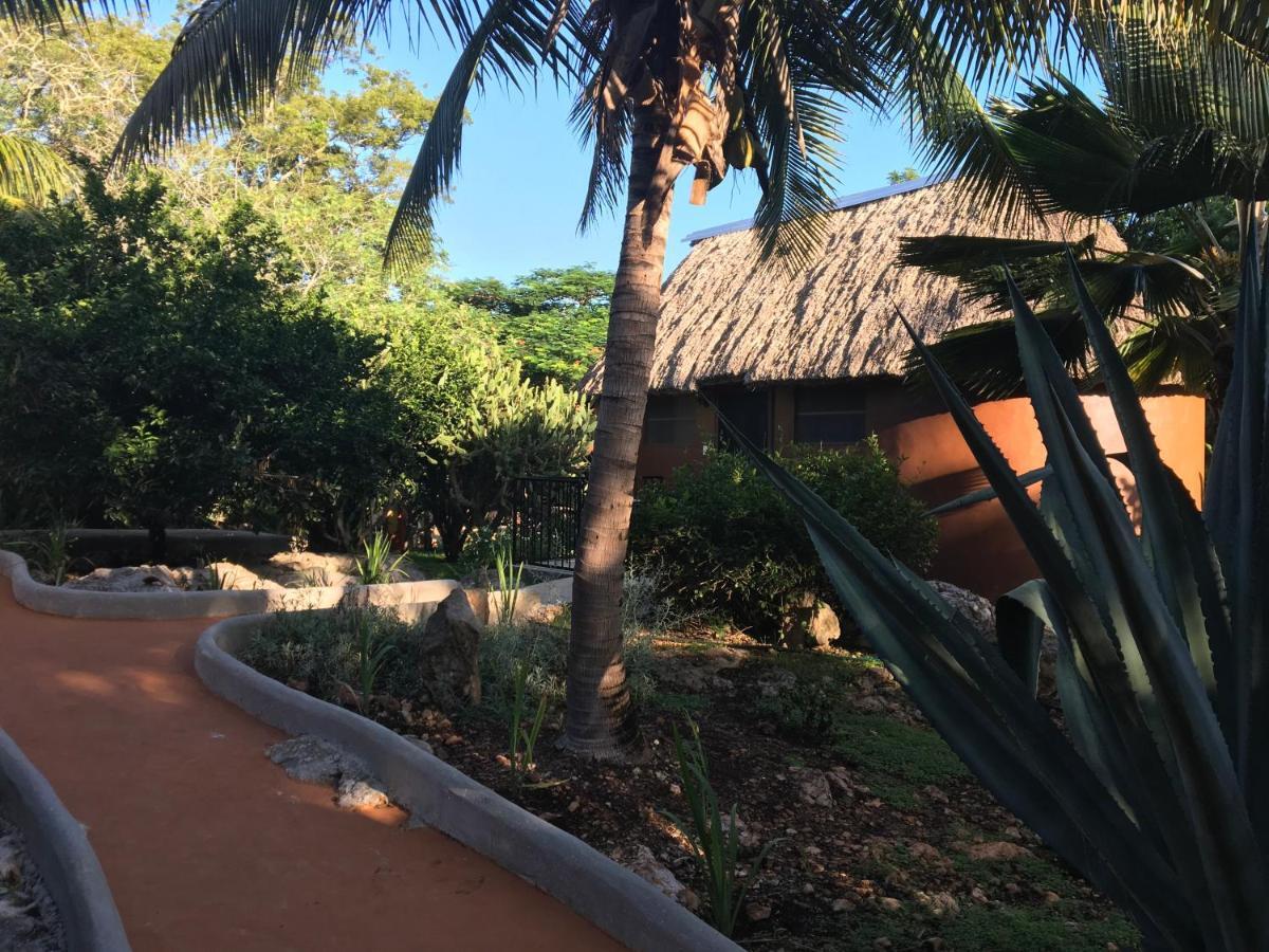 The Pickled Onion B&B And Restaurant Uxmal Santa Elena Buitenkant foto