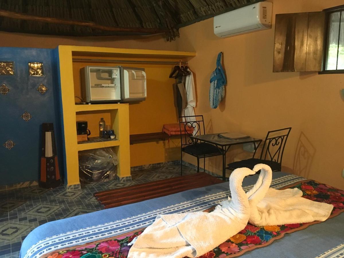 The Pickled Onion B&B And Restaurant Uxmal Santa Elena Buitenkant foto